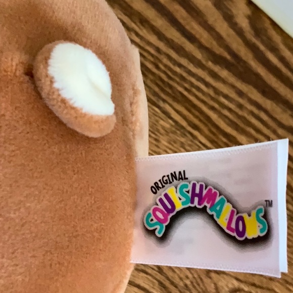 Dawn The Fawn Squishmallow with Christmas Scarf - Picture 6 of 8